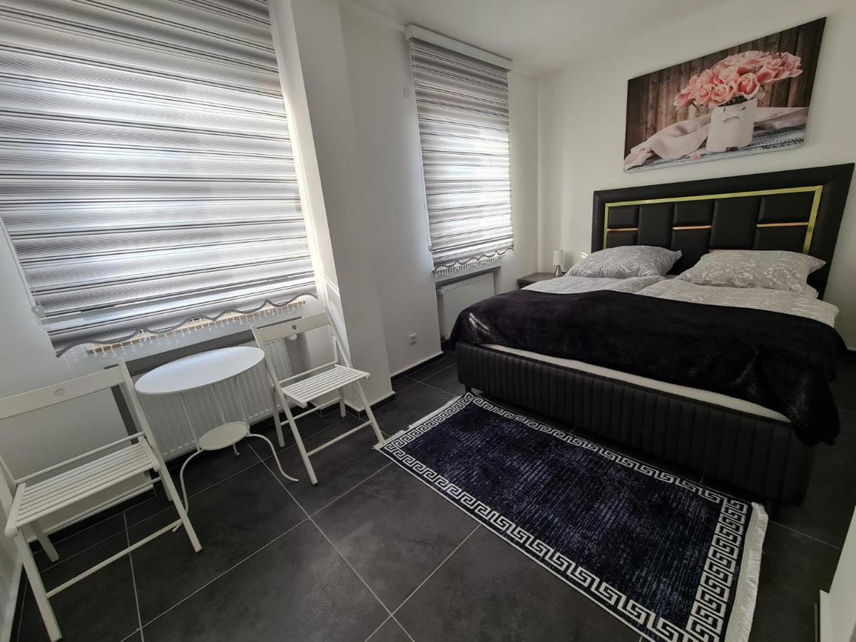 Roggendorf Zimmervermietung Cologne Extérieur photo