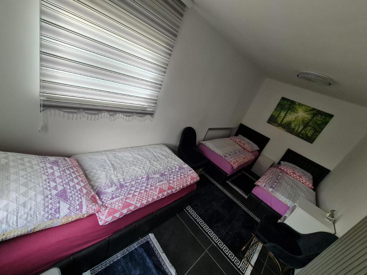 Roggendorf Zimmervermietung Cologne Extérieur photo