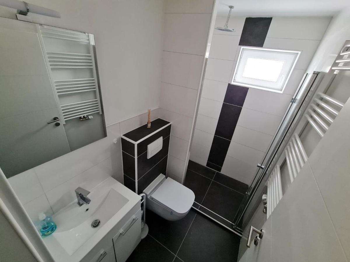 Roggendorf Zimmervermietung Cologne Extérieur photo