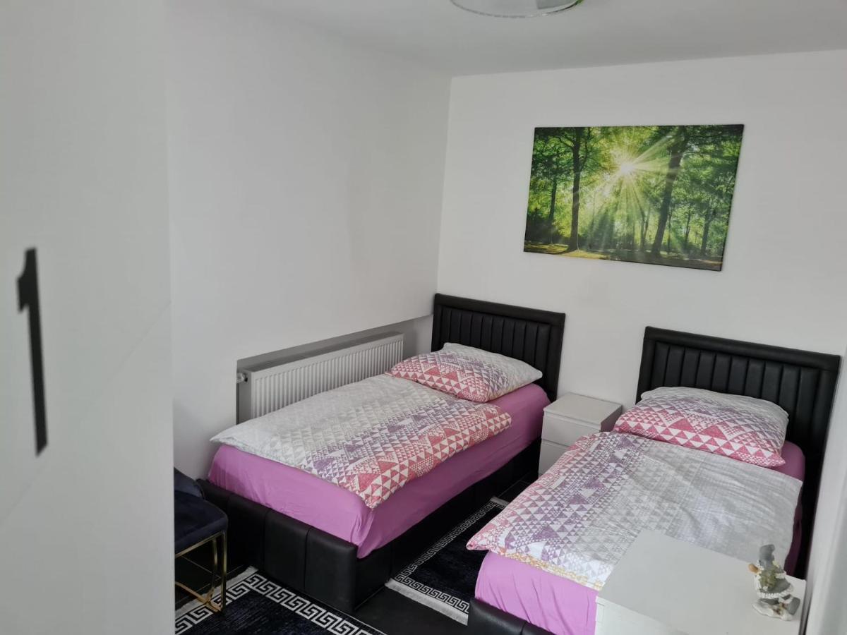Roggendorf Zimmervermietung Cologne Extérieur photo