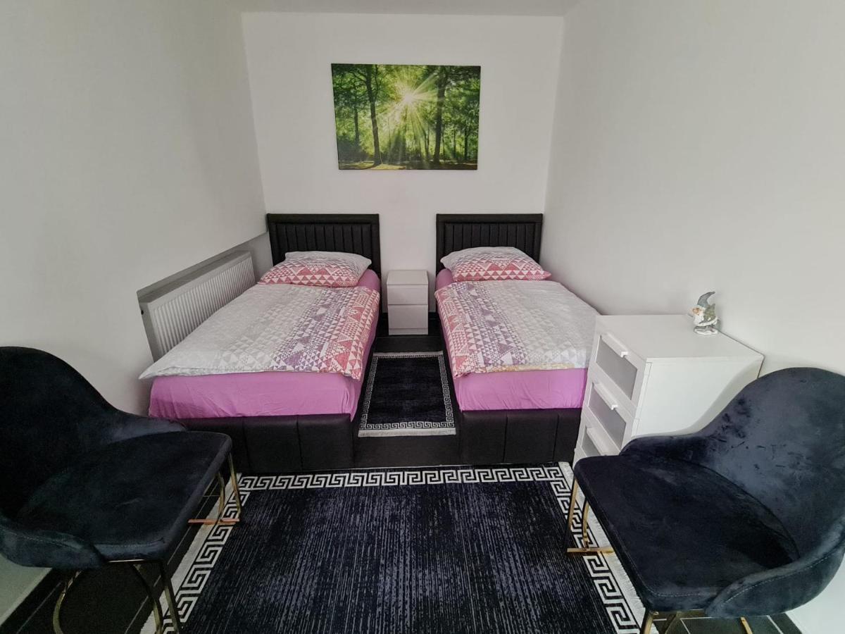 Roggendorf Zimmervermietung Cologne Extérieur photo